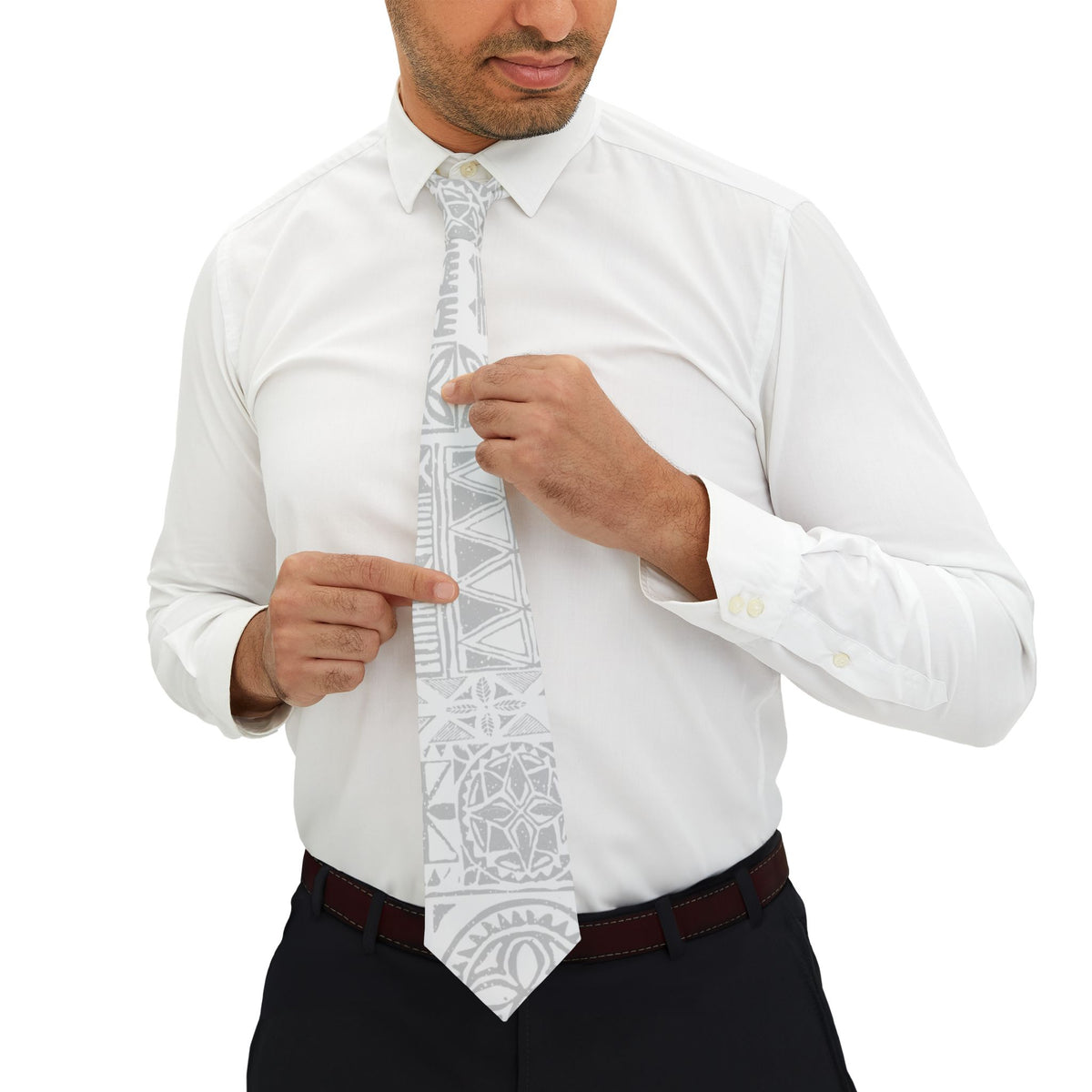 Necktie in the White Sunday Samoan elei print