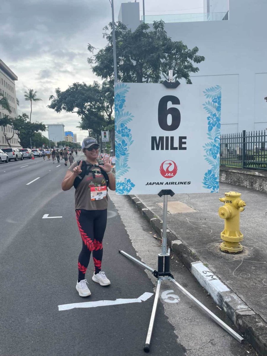 Miami Sublimation IslandRise high-waisted leggings with vibrant Ula Fala design, featuring bold patterns and colorful details.