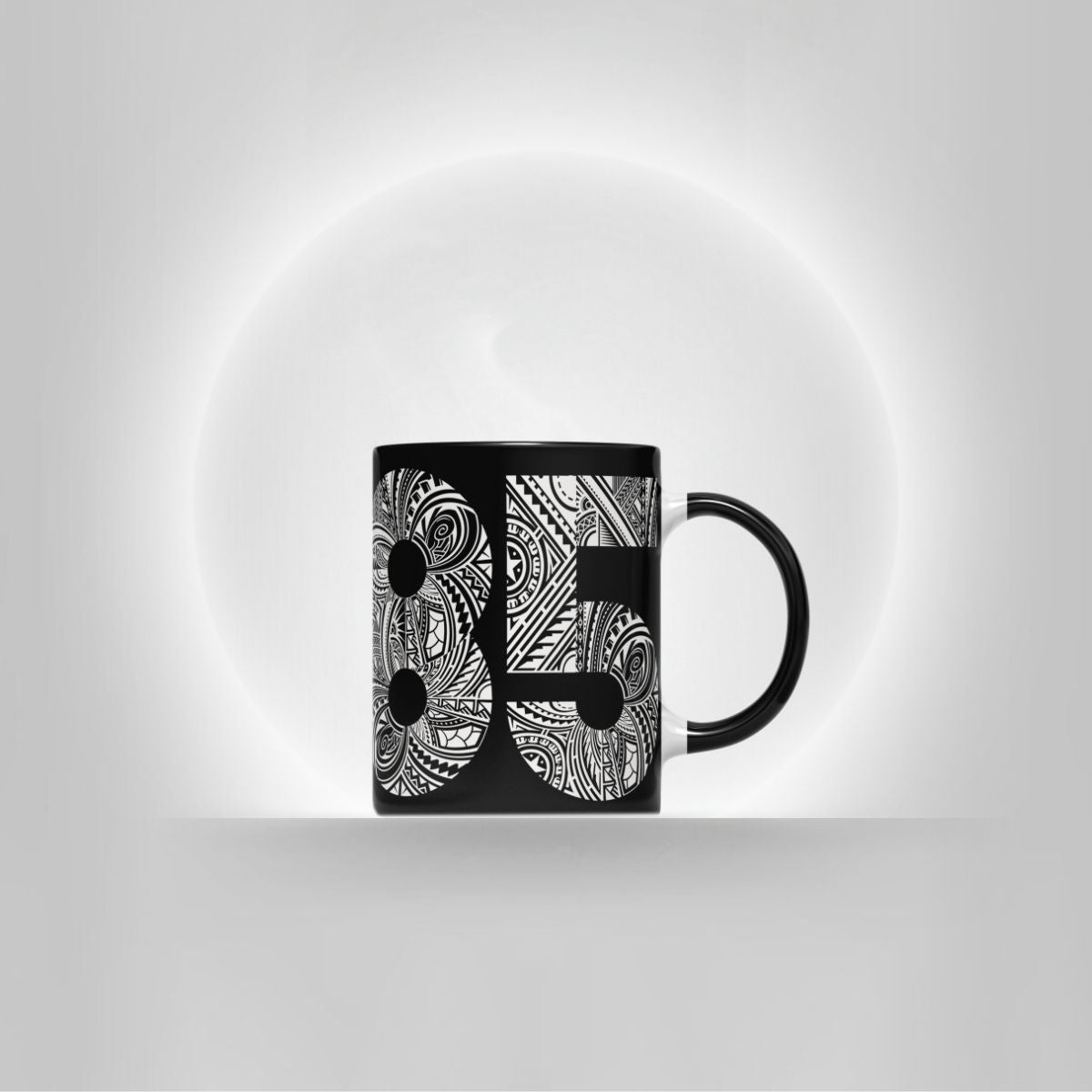 Black LimaLuxe™ 325ml mug, featuring a sleek design and sturdy ceramic construction.