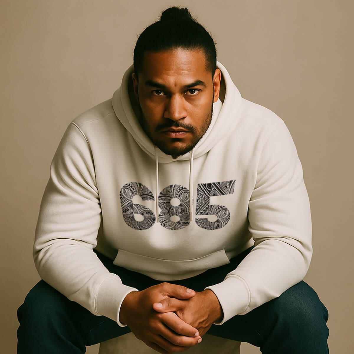 Black IslandHeavy™ Hoodie in Plus 2XL-5XL, featuring a comfortable fit and premium quality fabric.
