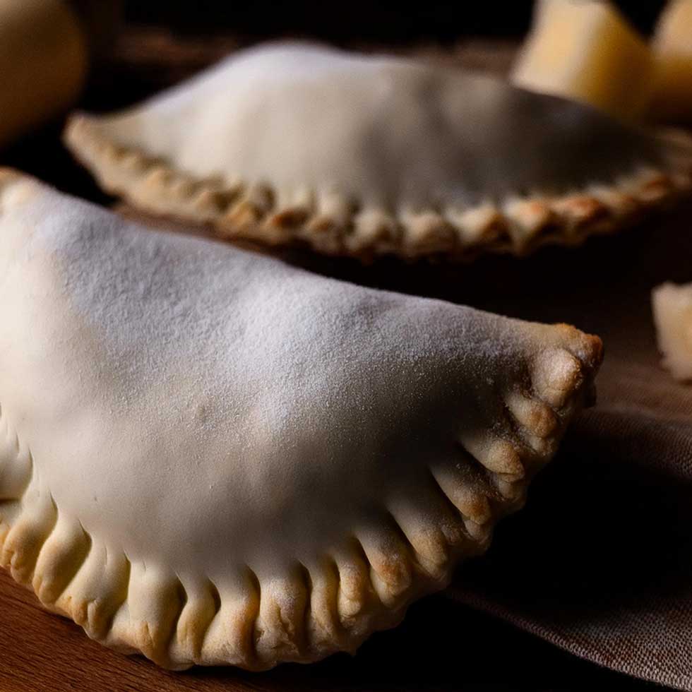 E-Book cover titled "Samoan Delights" by The Koko Samoa featuring traditional Samoan recipes and cuisine.