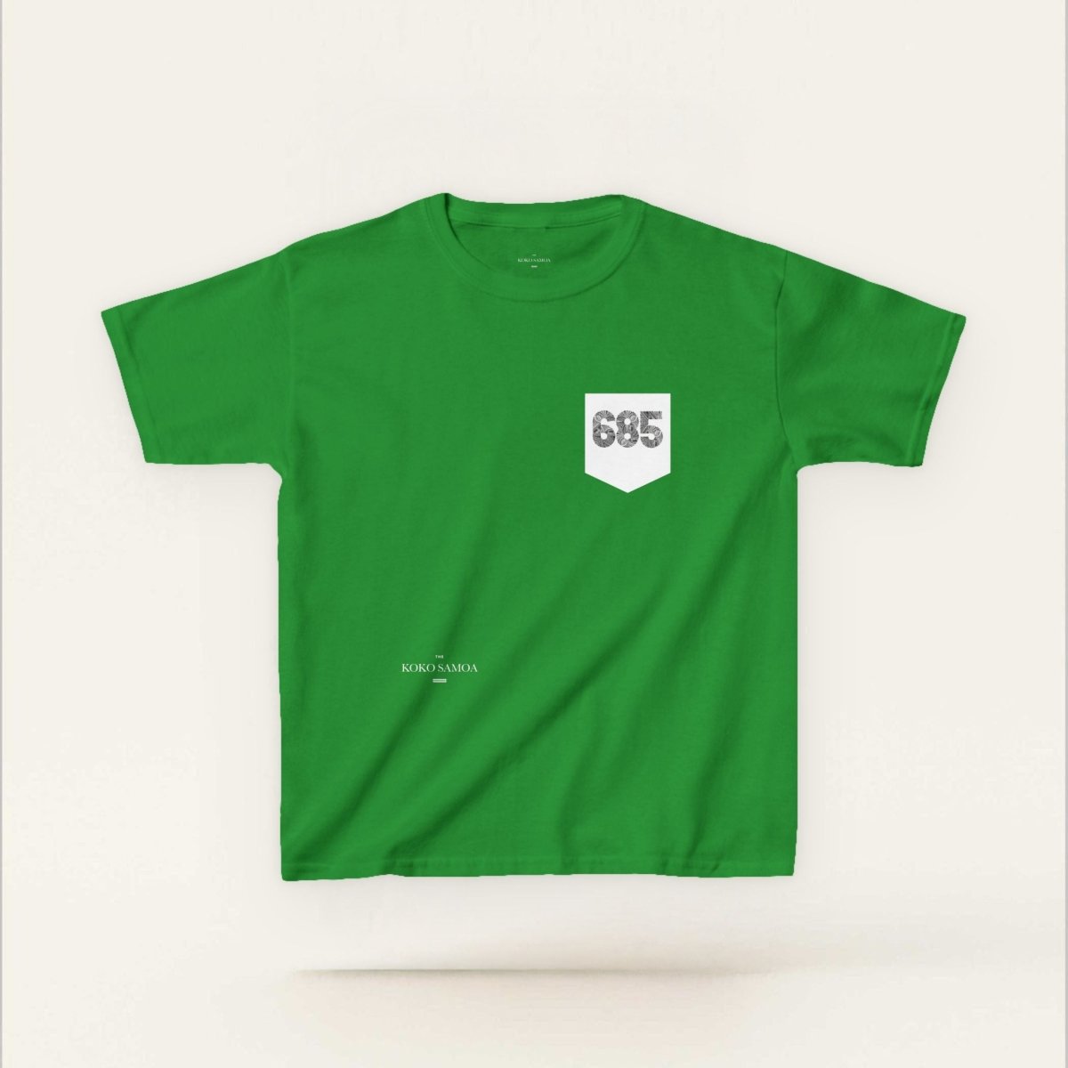 Navy kids unisex T-shirt with pocket from The Print Bar, casual kids clothing for AU/NZ sizes.