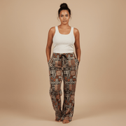 Women's Elei pajama pants featuring tropical print in soft fabric, perfect for comfortable sleepwear.